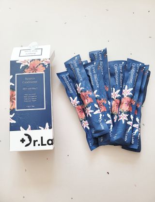 닥터레이디  밸런스 컨디셔너 Y존 세럼 — 5점을 준 리뷰어가 2021년 11월 올린 사용 사진