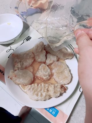 스테이테이블 고소한 인절미를 만난 꿔바로우 — 4.5점을 준 리뷰어가 2021년 5월 올린 사용 사진