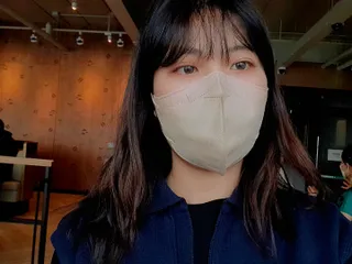 애니가드 셋업마스크 4컬러 각 10매입 [크리미베이지, 캐시미어로즈, 초콜렛브라운, 미드나잇네이비] — 5점을 준 리뷰어가 2022년 2월 올린 사용 사진