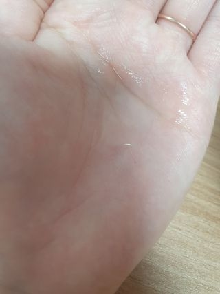 아이앤립 / EYENLIP 아이앤립 연어오일 리바이탈라이징 토너+앰플+크림 3종 세트 — 3점을 준 리뷰어가 2021년 5월 올린 사용 사진