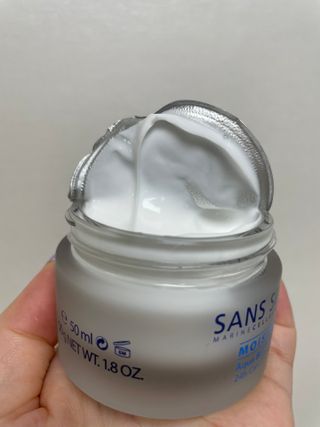 산수시 아쿠아 베네핏 24h 수부지 물광 속건조 수분크림 50ml — 5점을 준 리뷰어가 2021년 7월 올린 사용 사진