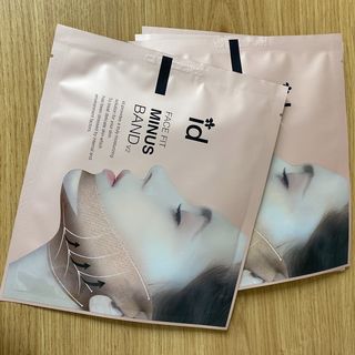 아이디플라코스메틱 아이디 페이스핏 마이너스 밴드 v2 — 5점을 준 리뷰어가 2021년 6월 올린 사용 사진