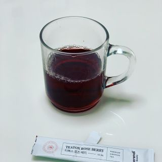 세렌디뷰티_이너뷰티 티톡스 로즈 베리 — 4점을 준 리뷰어가 2021년 3월 올린 사용 사진