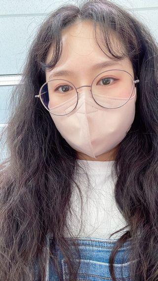 애니가드 셋업메베마스크 (대형 4컬러 + 중형 4컬러) — 4.5점을 준 리뷰어가 2022년 4월 올린 사용 사진