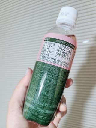 더그레잇티 콤부차 300ml *12개입 (오리지널 6개+베리리치 6개) — 5점을 준 리뷰어가 2022년 7월 올린 사용 사진