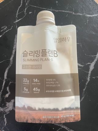일일하우 슬리밍 플랜B 고소한 귀리맛, 진한 카카오맛 (체중조절식) — 5점을 준 리뷰어가 2023년 8월 올린 사용 사진