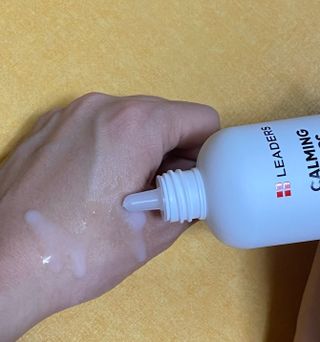 리더스코스메틱 리더스 카밍 바이오틱스 에센스 워터 — 5점을 준 리뷰어가 2021년 4월 올린 사용 사진