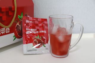 미쁨생활건강 콜라겐 담은 석류즙 70ml x 30포 — 5점을 준 리뷰어가 2021년 9월 올린 사용 사진