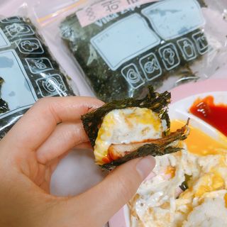 [해림맛김] 들기름에 구운 바삭바삭 김 4종 세트 + 1종 랜덤발송 총5개입 — 5점을 준 리뷰어가 2021년 2월 올린 사용 사진