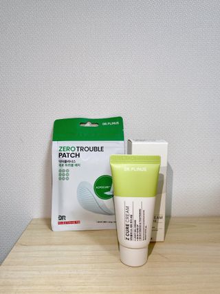 닥터플리너스 제트 큐어 크림 30ml + 제로 트러블 패치 9EA — 4.5점을 준 리뷰어가 2022년 4월 올린 사용 사진