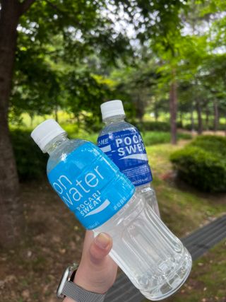 [동아오츠카] 포카리스웨트  500ml PET + 이온워터 500ml PET — 5점을 준 리뷰어가 2025년 6월 올린 사용 사진