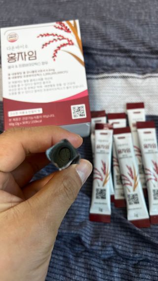 하루 1포로 콜레스테롤, 유산균, 고역가 소화효소까지 한번에 섭취! 다온바이오 홍자임 1개월분(30포) — 5점을 준 리뷰어가 2022년 12월 올린 사용 사진