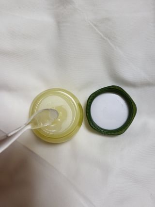 [후르디아] 유아부터 어른까지, 안심 아보카도 립밤 듀오 세트 — 5점을 준 리뷰어가 2024년 1월 올린 사용 사진