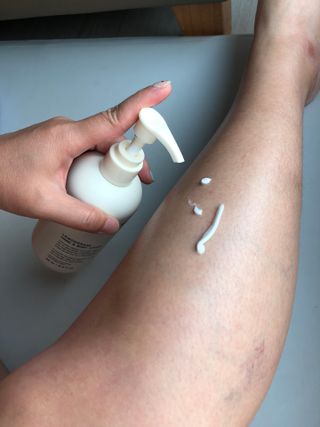 [위켄더스] 끈적임 없이 수분감을 채워주는 핸드& 바디로션 1종 랜덤발송 — 5점을 준 리뷰어가 2022년 5월 올린 사용 사진