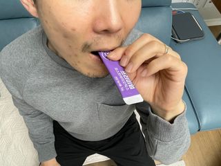 [유산균] 오마이락 프리미엄 포스트바이오틱스 30P — 5점을 준 리뷰어가 2022년 11월 올린 사용 사진