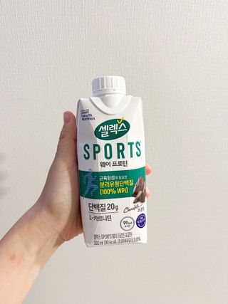 셀렉스스포츠 셀렉스 스포츠 드링크 초콜릿 _ 330ml x 12팩 — 5점을 준 리뷰어가 2021년 10월 올린 사용 사진