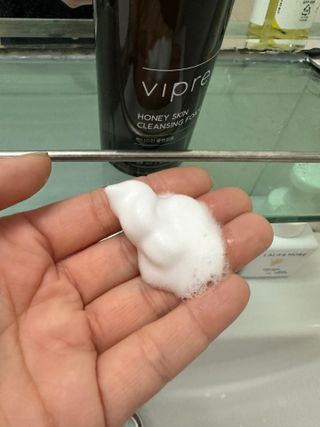 비프리코스메틱 허니 스킨 클렌징폼 150ml — 5점을 준 리뷰어가 2023년 2월 올린 사용 사진