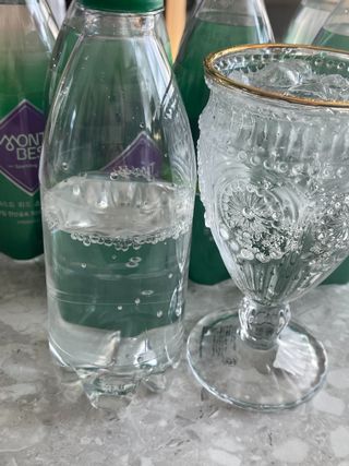 몽베스트 Montbest with Sparkling water Lime20병 — 5점을 준 리뷰어가 2022년 12월 올린 사용 사진