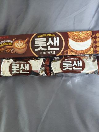롯데제과 롯샌 카페크런치 — 5점을 준 리뷰어가 2021년 10월 올린 사용 사진