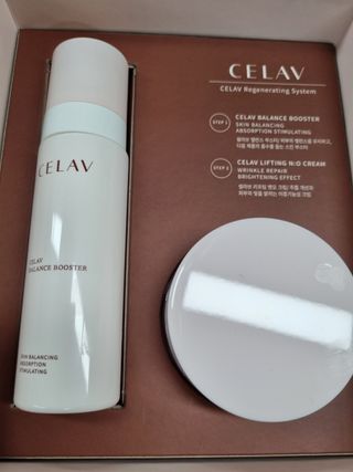 프리마인 바르기만 하면 철벽 스킨케어+24시간 마스크팩 효과. 셀라브 리제너레이팅 시스템 부스터+크림 세트 — 4.5점을 준 리뷰어가 2023년 7월 올린 사용 사진