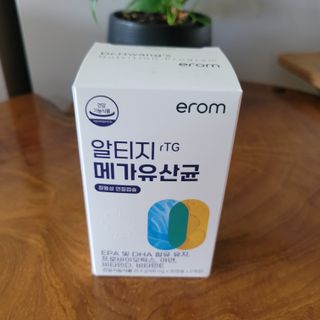 [이롬] 알티지 메가유산균 1 개월분 (490mgx30캡슐x2개입) — 5점을 준 리뷰어가 2022년 6월 올린 사용 사진