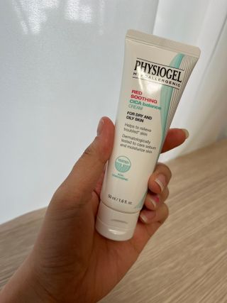 피지오겔 레드수딩 시카밸런스 크림 50ml — 5점을 준 리뷰어가 2022년 4월 올린 사용 사진