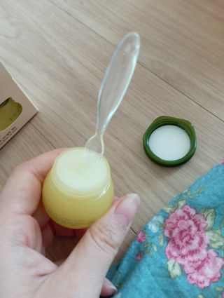 [후르디아] 유아부터 어른까지, 안심 아보카도 립밤 듀오 세트 — 5점을 준 리뷰어가 2024년 1월 올린 사용 사진
