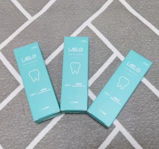 치과에서 쓰는 치약 _ 라벨제로 저불소 꼬마, 키즈, 유아, 베이비, 주니어 안전한 어린이치약 — 5점을 준 리뷰어가 2022년 10월 올린 사용 사진