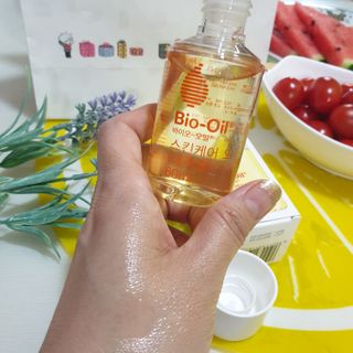 바이오오일 [바이오-오일] 스킨케어 오일 내추럴 60ml — 4.5점을 준 리뷰어가 2021년 5월 올린 사용 사진