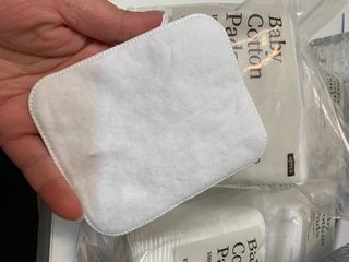 디어엘로디 프리미엄 유기농 베이비 솜티슈 40매 3 + 1 PACK — 5점을 준 리뷰어가 2021년 3월 올린 사용 사진