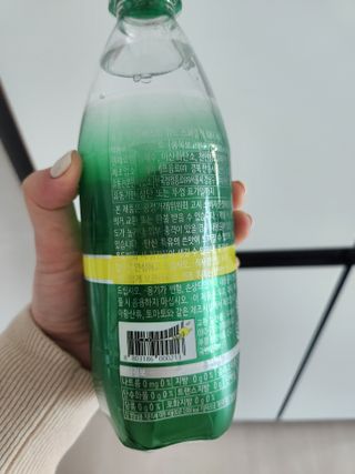 몽베스트 Montbest with Sparkling water Lemon OR Lime 20병(랜덤) — 5점을 준 리뷰어가 2023년 3월 올린 사용 사진