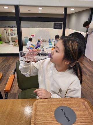 몽베스트 [MONTBEST]위드어스 500mL 20병 — 5점을 준 리뷰어가 2022년 10월 올린 사용 사진