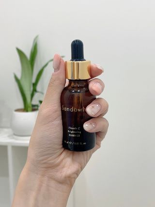 스킨큐어 산다화 비타민c 화이트닝 에센스 30ml — 5점을 준 리뷰어가 2023년 10월 올린 사용 사진