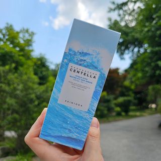 [스킨1004] 마다가스카르 센텔라 히알루-시카 워터핏 선세럼 50ml — 5점을 준 리뷰어가 2024년 6월 올린 사용 사진