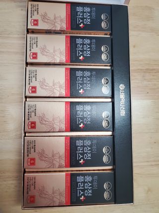 서울약사신협_투데이홍삼정플러스스틱_10g x 60포 — 5점을 준 리뷰어가 2021년 7월 올린 사용 사진