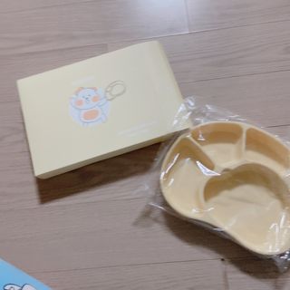 유비맘 캐릭터 실리콘 흡착 식판_색상 랜덤발송 — 5점을 준 리뷰어가 2021년 1월 올린 사용 사진