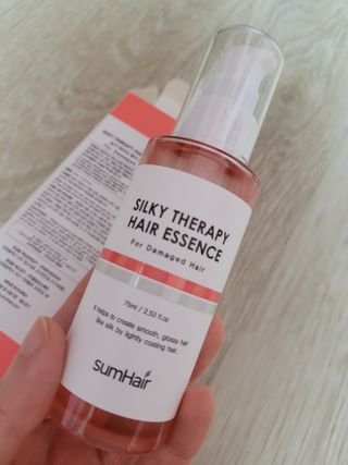 썸헤어 / SUMHAIR 썸헤어 실키 테라피 헤어 에센스 — 5점을 준 리뷰어가 2021년 4월 올린 사용 사진