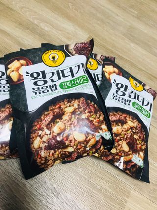 한성기업 무볼레 왕건더기 볶음밥 갈릭스테이크 — 5점을 준 리뷰어가 2021년 10월 올린 사용 사진