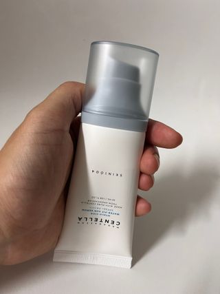 MF[스킨1004] 마다가스카르 센텔라 히알루-시카 워터핏 선세럼 50ml — 5점을 준 리뷰어가 2024년 5월 올린 사용 사진