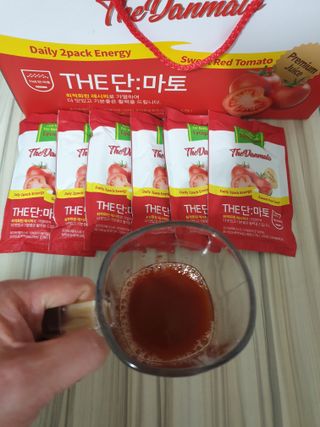 제이제이바이오 더단마토 프리미엄주스 100ml 30팩입 - 무설탕 스테비아 토마토즙 — 5점을 준 리뷰어가 2021년 12월 올린 사용 사진