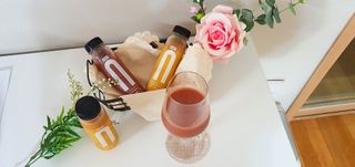 BLENDY'S 핑크 스무디+블론디 스무디 — 5점을 준 리뷰어가 2021년 10월 올린 사용 사진