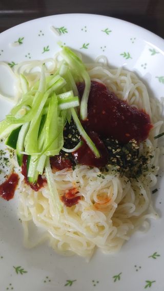 [한면원] 비빔국수 2인분 — 5점을 준 리뷰어가 2022년 8월 올린 사용 사진