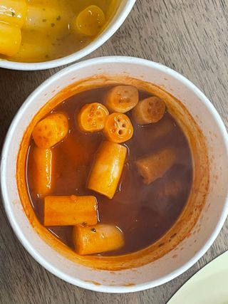나우  [요리궁리] B타입 ( 매콤, 치즈, 매콤까르보 ) 꽃떡볶이 6개입 세트 — 5점을 준 리뷰어가 2025년 3월 올린 사용 사진