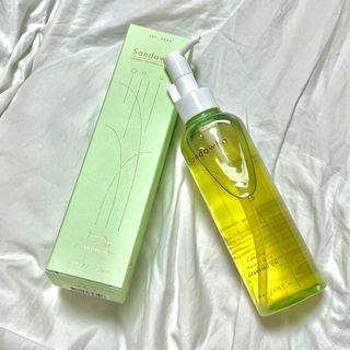 스킨큐어 산다화 순한 클렌징 동백 오일 200ml — 4점을 준 리뷰어가 2023년 4월 올린 사용 사진