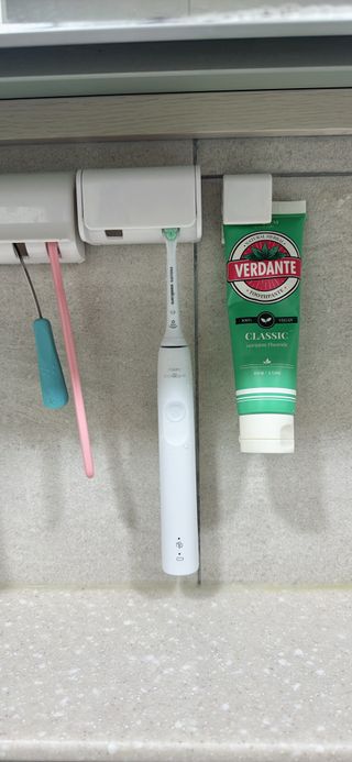 [구매평]베르단테 고불소 충치 치석케어 잇몸치약, 100ml, 3개 — 5점을 준 리뷰어가 2025년 7월 올린 사용 사진