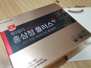 서울약사신협_투데이홍삼정플러스스틱_10g x 30포 — 5점을 준 리뷰어가 2021년 1월 올린 사용 사진