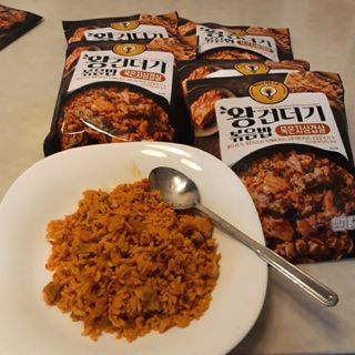 한성기업 무볼레 왕건더기 볶음밥 묵은지삼겹살 — 4.5점을 준 리뷰어가 2021년 10월 올린 사용 사진