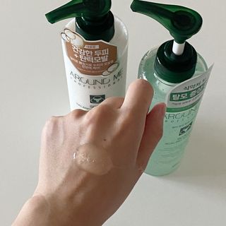 어라운드미 [어라운드 미] 탈모 증상 완화 스칼프 샴푸 + 두피 영양 공급 트리트먼트 — 4점을 준 리뷰어가 2021년 7월 올린 사용 사진