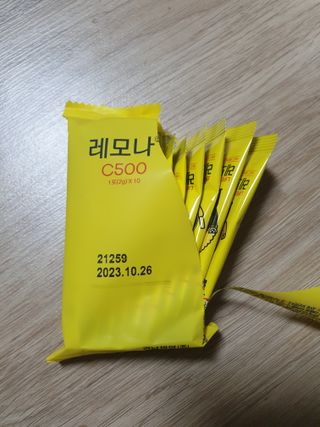 맛있는 비타민 습관 레모나 카카오프렌즈 에디션 — 5점을 준 리뷰어가 2021년 12월 올린 사용 사진