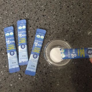서울약사신협_프로바이오생유산균_2.5G x 100포 — 5점을 준 리뷰어가 2021년 6월 올린 사용 사진